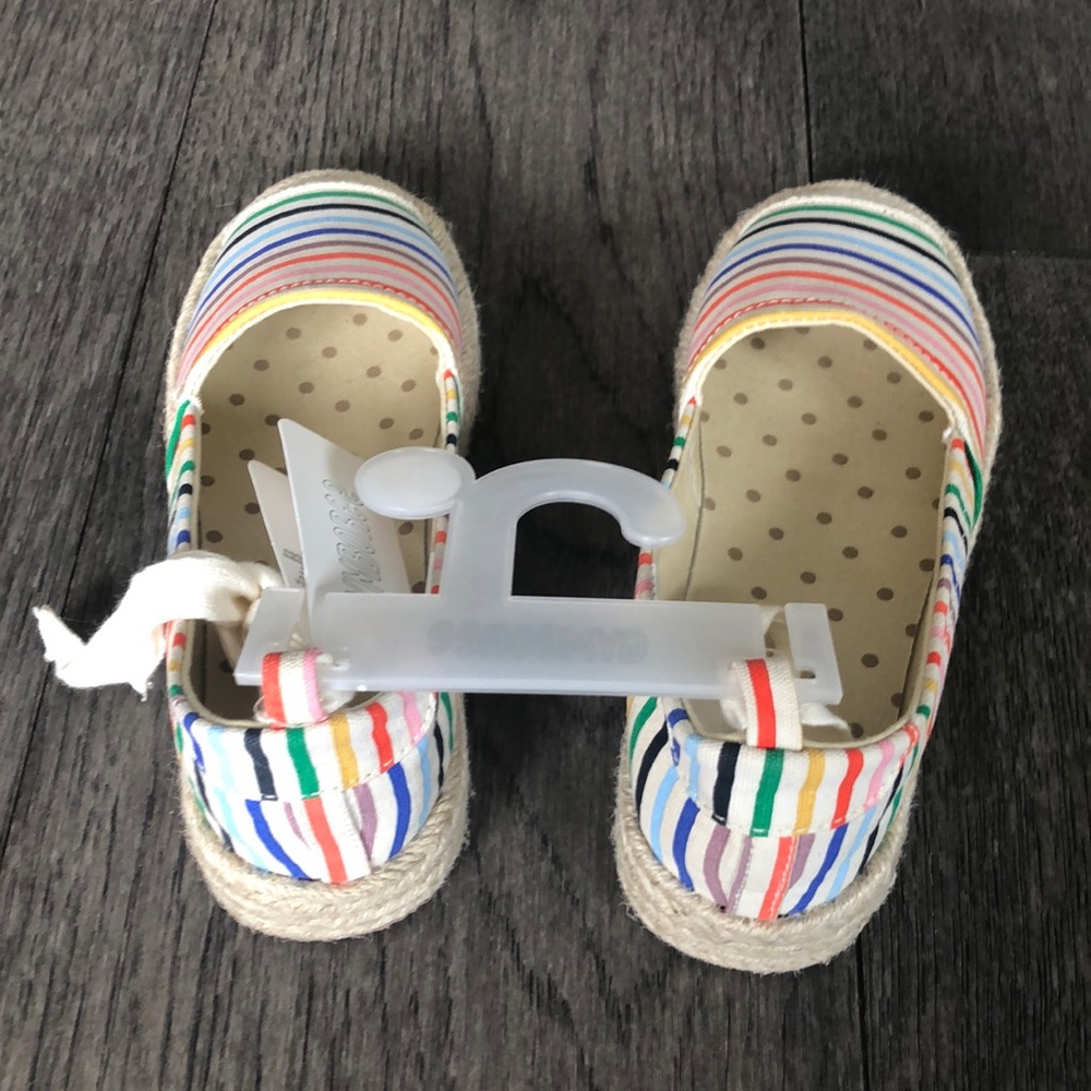 Gymboree rainbow girl’s espadrilles - Picture 5 of 8